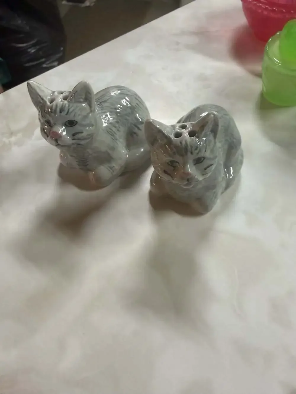 Set of Adorable Vintage Kitty Cat Salt and Pepper Shakers Straight From Grandmas